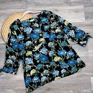 J. Jill black floral print blouse w/ tie‎ sleeves